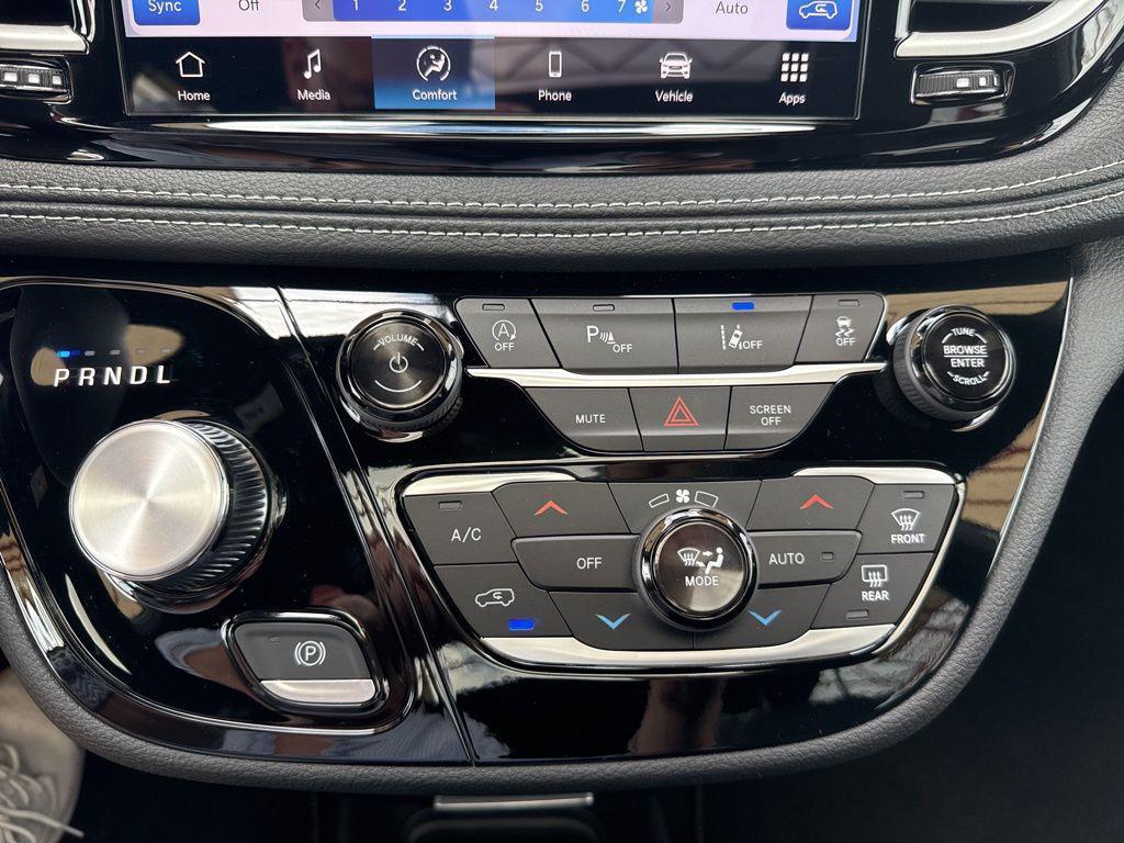 new 2026 Chrysler Pacifica car, priced at $45,475