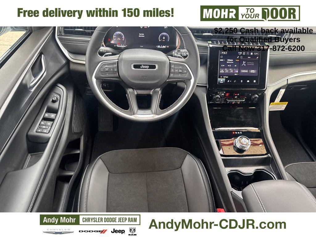 new 2025 Jeep Grand Cherokee car, priced at $43,775