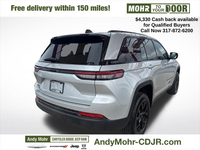 new 2025 Jeep Grand Cherokee car, priced at $41,695