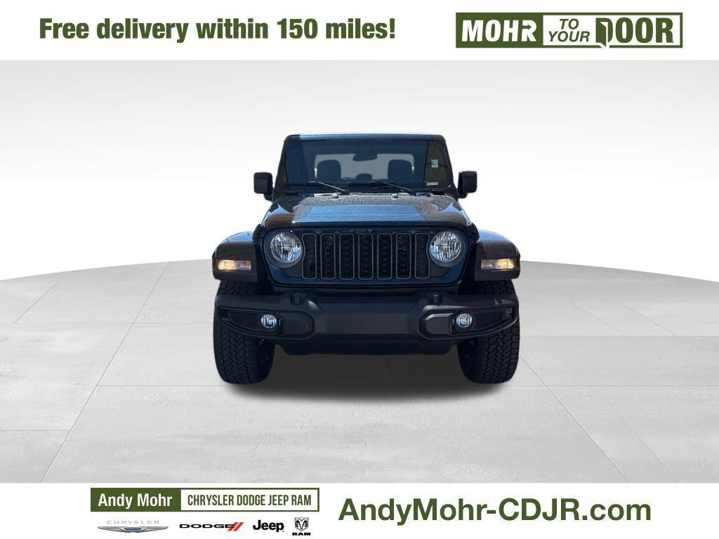 new 2025 Jeep Gladiator car, priced at $41,576