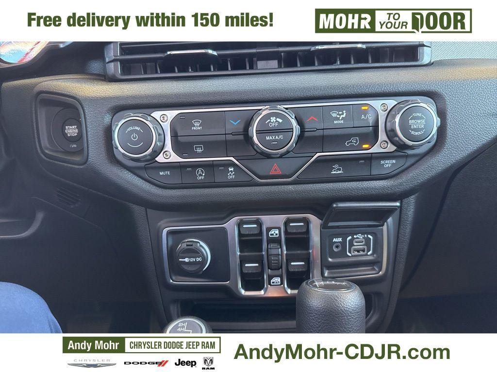 new 2025 Jeep Gladiator car, priced at $41,576