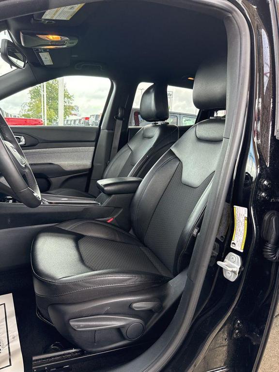 used 2024 Jeep Compass car, priced at $21,000