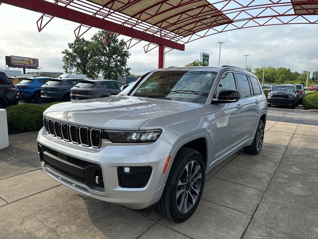 new 2024 Jeep Grand Cherokee L car, priced at $61,989