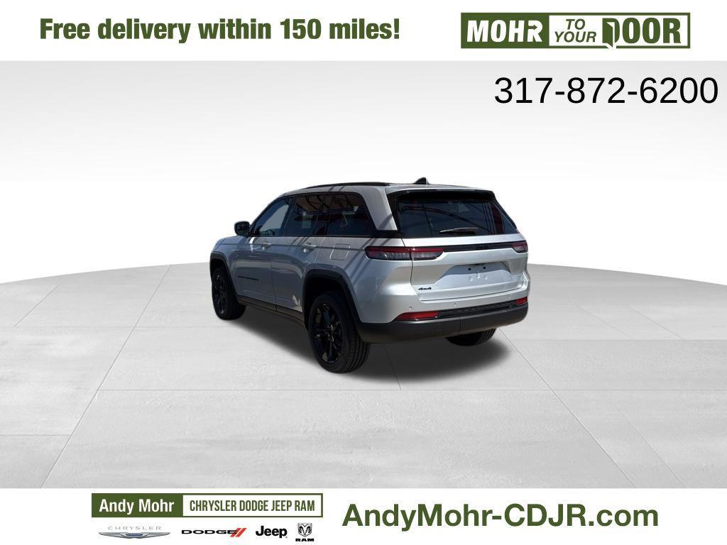 new 2025 Jeep Grand Cherokee car, priced at $45,620