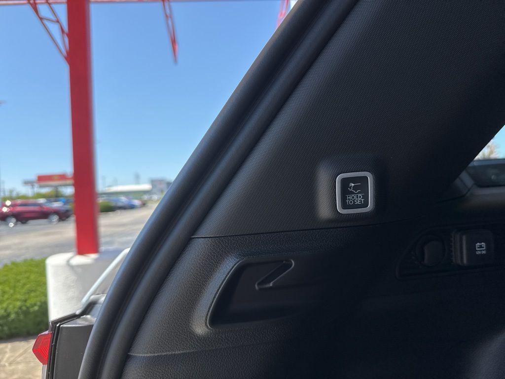 new 2025 Jeep Grand Cherokee car, priced at $45,620