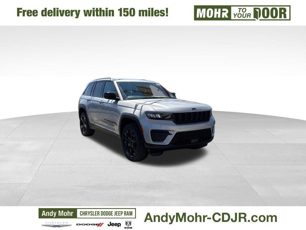 new 2025 Jeep Grand Cherokee car, priced at $45,620