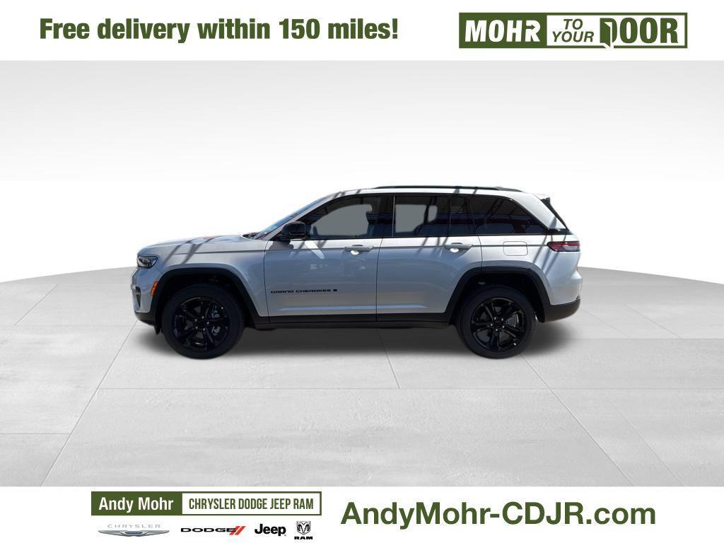 new 2025 Jeep Grand Cherokee car, priced at $45,620
