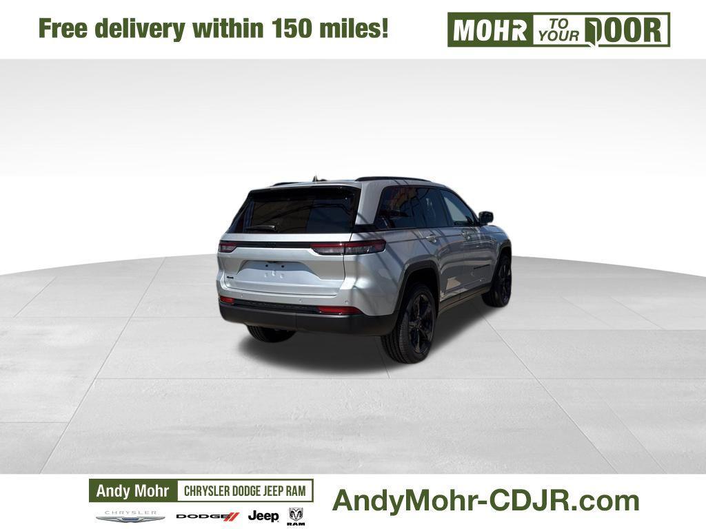 new 2025 Jeep Grand Cherokee car, priced at $45,620