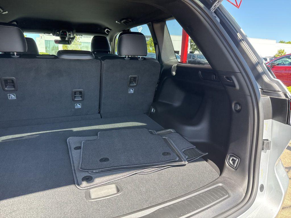 new 2025 Jeep Grand Cherokee car, priced at $45,620