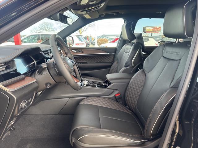 new 2025 Jeep Grand Cherokee L car, priced at $62,290