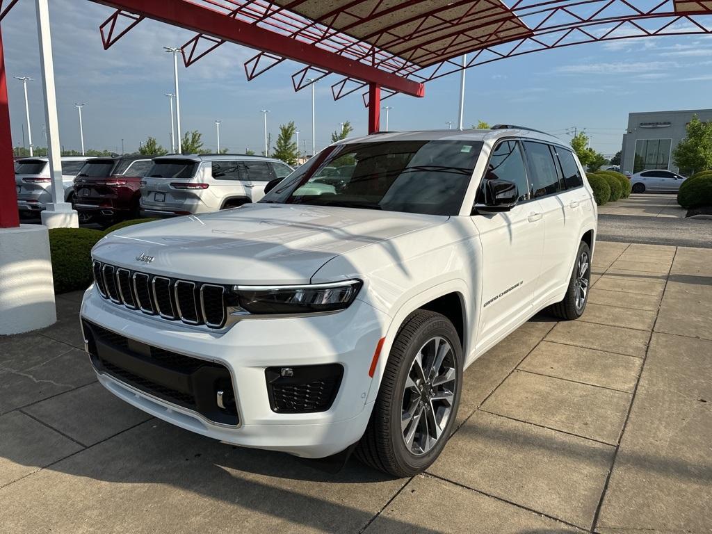 new 2024 Jeep Grand Cherokee L car, priced at $53,845