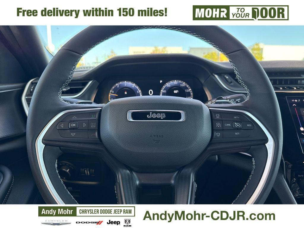 new 2025 Jeep Grand Cherokee car, priced at $46,120