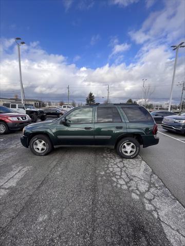 used 2005 Chevrolet TrailBlazer car, priced at $3,900