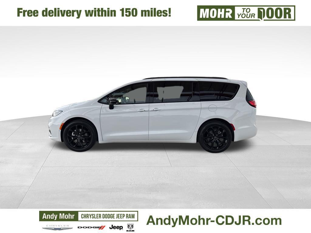 new 2026 Chrysler Pacifica car, priced at $53,105