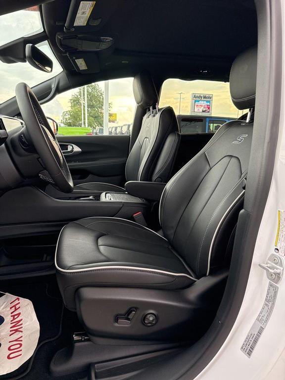 new 2026 Chrysler Pacifica car, priced at $49,855