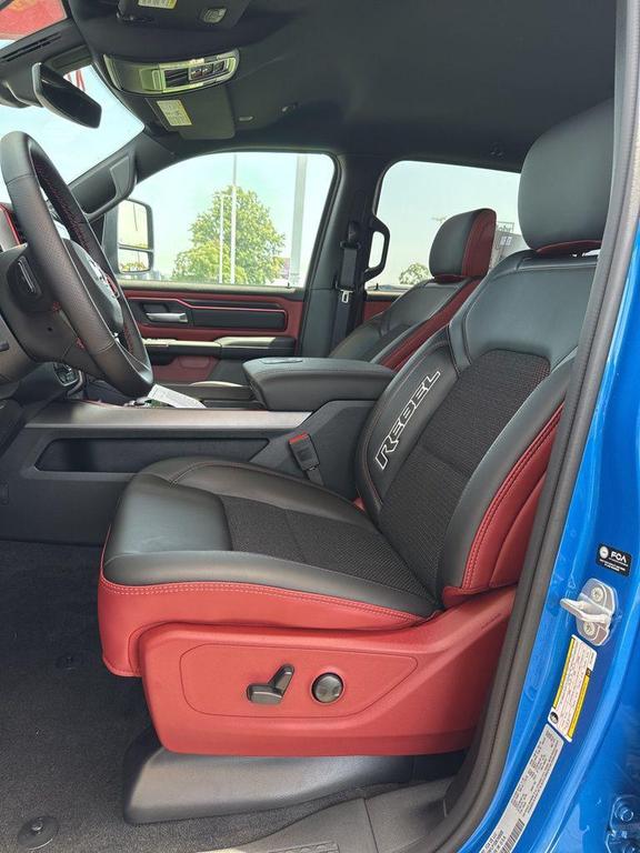 new 2025 Ram 1500 car, priced at $53,981