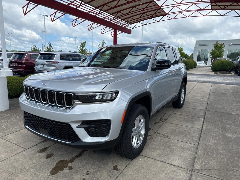 new 2024 Jeep Grand Cherokee car, priced at $34,848