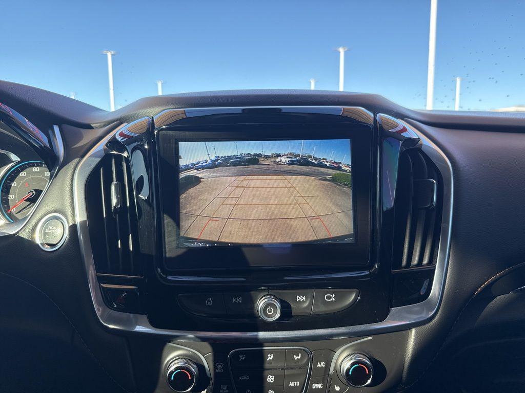 used 2019 Chevrolet Traverse car, priced at $17,900
