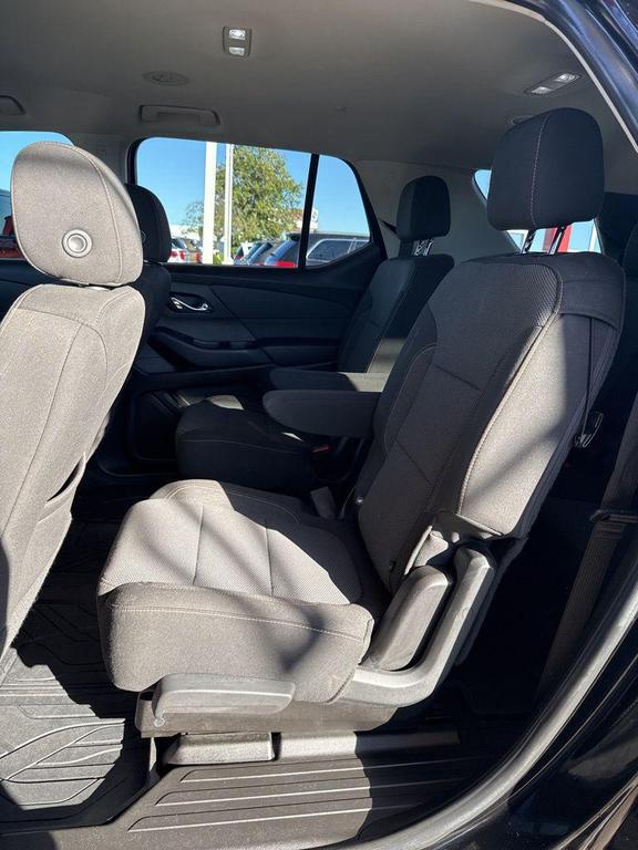 used 2019 Chevrolet Traverse car, priced at $17,900