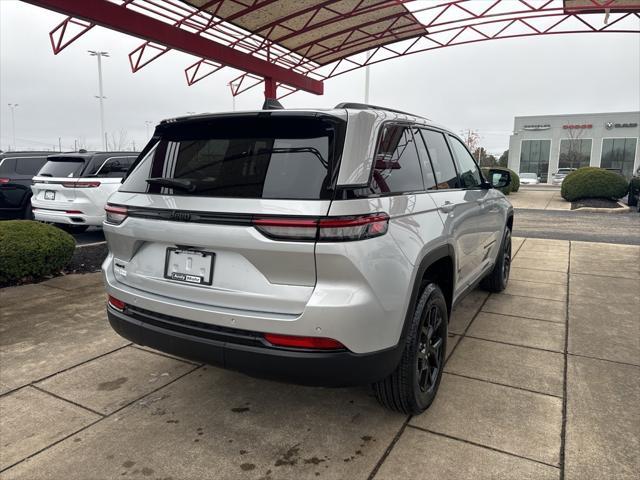 new 2025 Jeep Grand Cherokee car, priced at $40,108