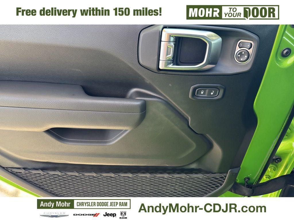 new 2025 Jeep Wrangler car, priced at $47,794