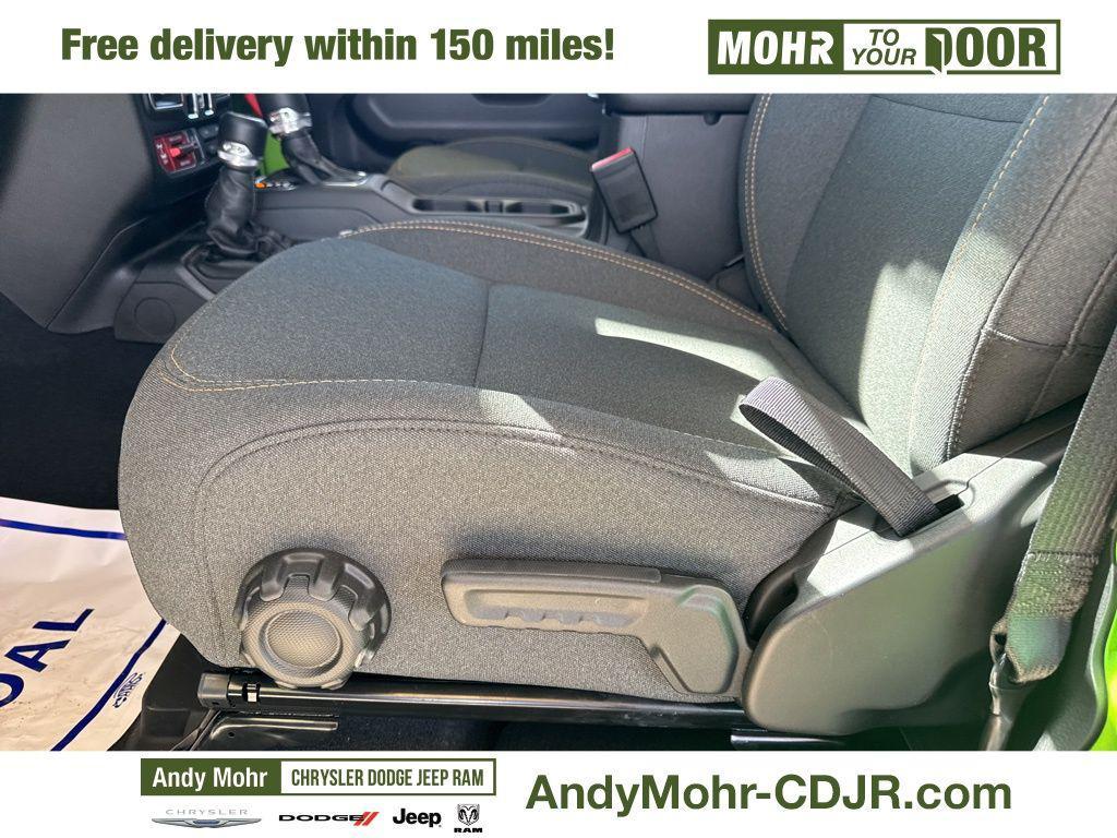 new 2025 Jeep Wrangler car, priced at $47,794