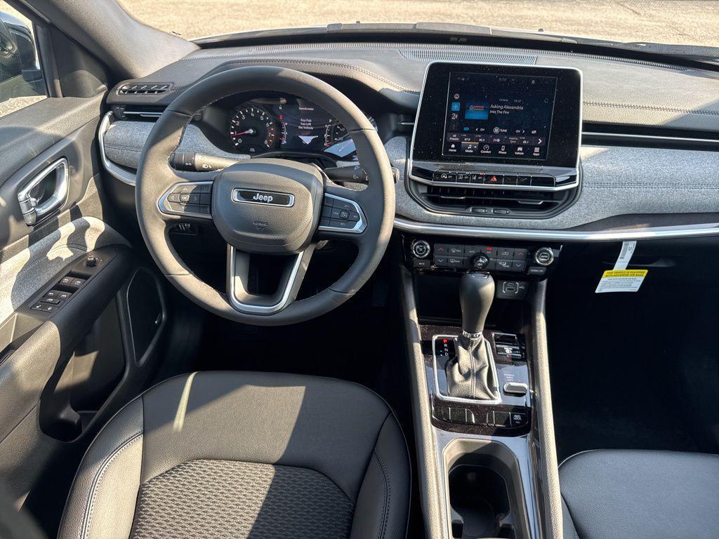 new 2025 Jeep Compass car, priced at $32,624