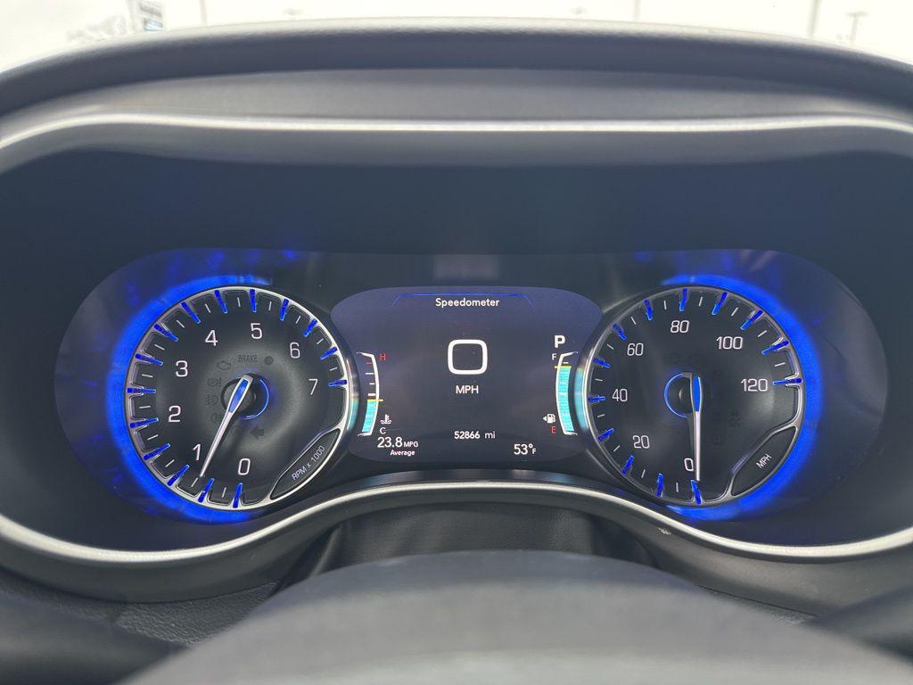 used 2025 Chrysler Pacifica car, priced at $31,697