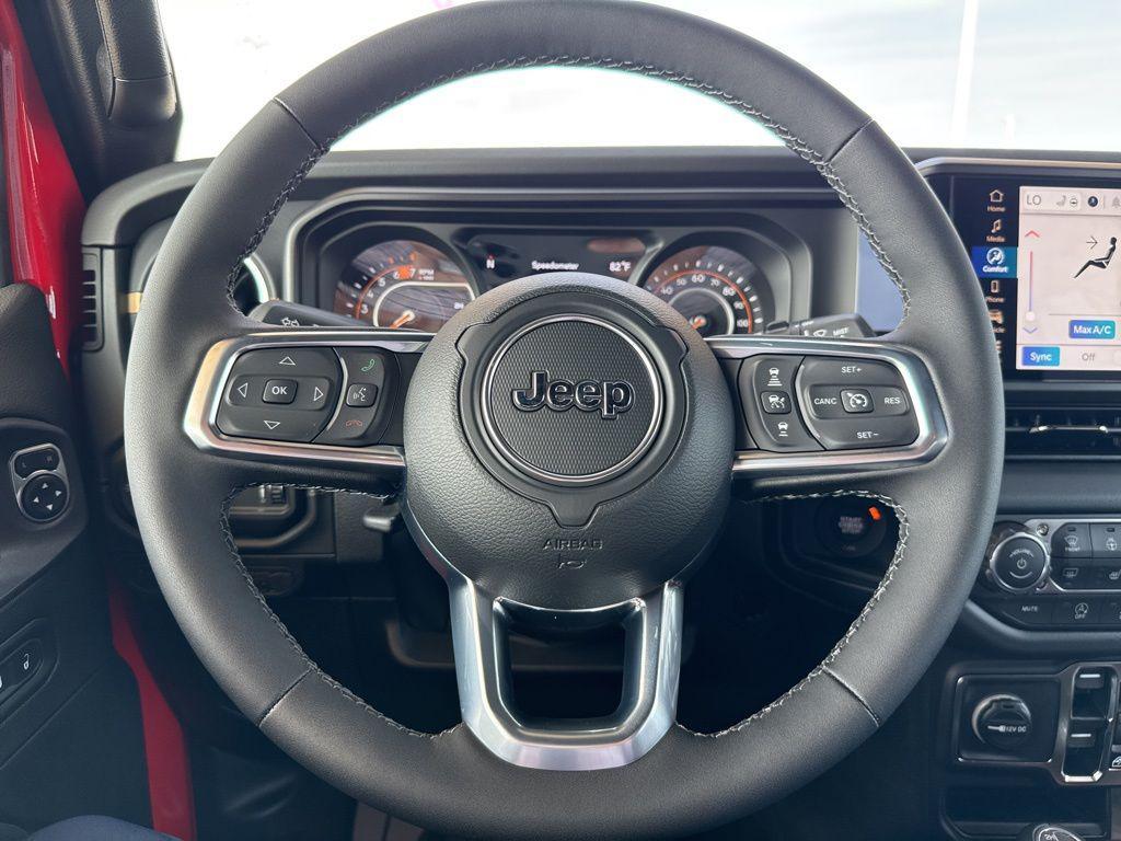 new 2025 Jeep Wrangler car, priced at $53,751