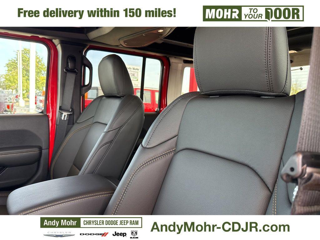 new 2025 Jeep Wrangler car, priced at $58,001