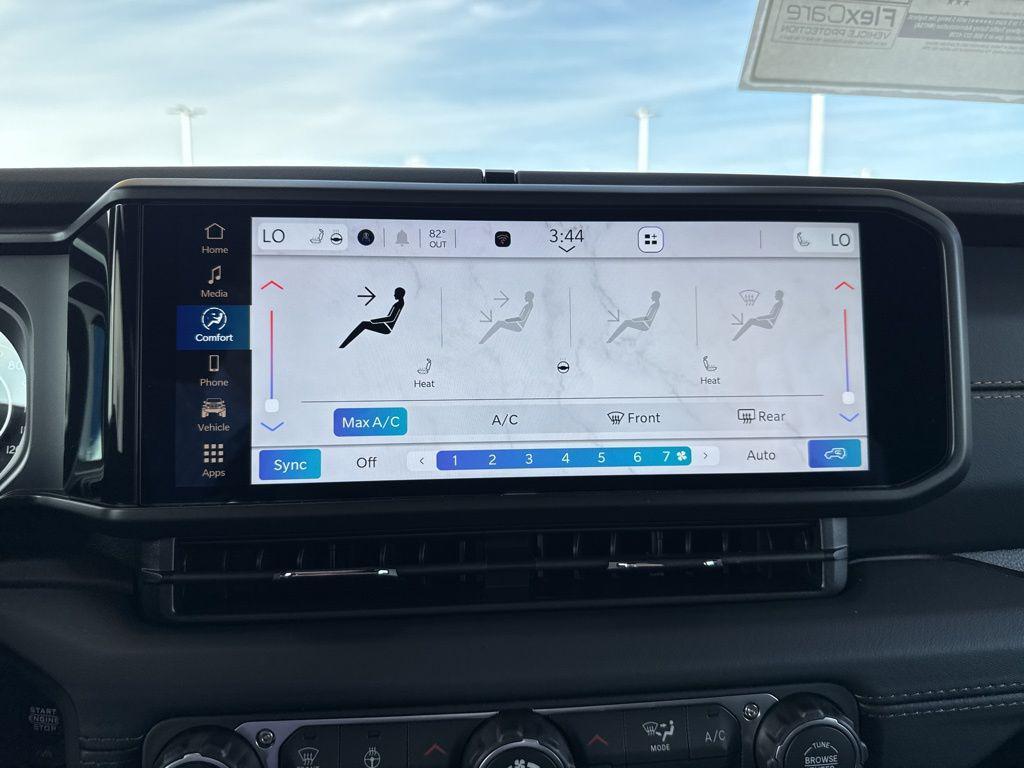 new 2025 Jeep Wrangler car, priced at $53,751