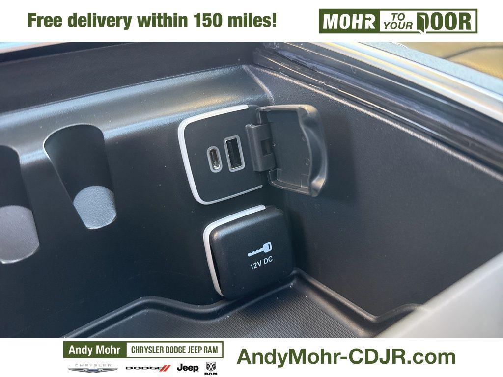 used 2024 Chrysler Pacifica car, priced at $39,500