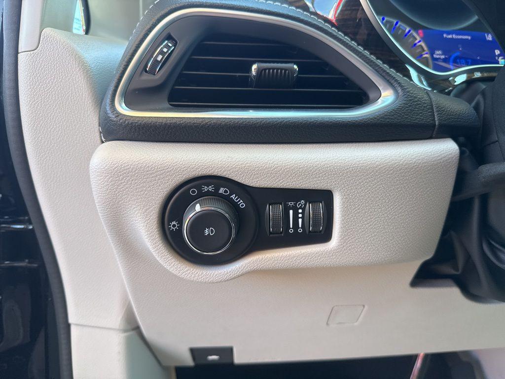 used 2024 Chrysler Pacifica car, priced at $38,200