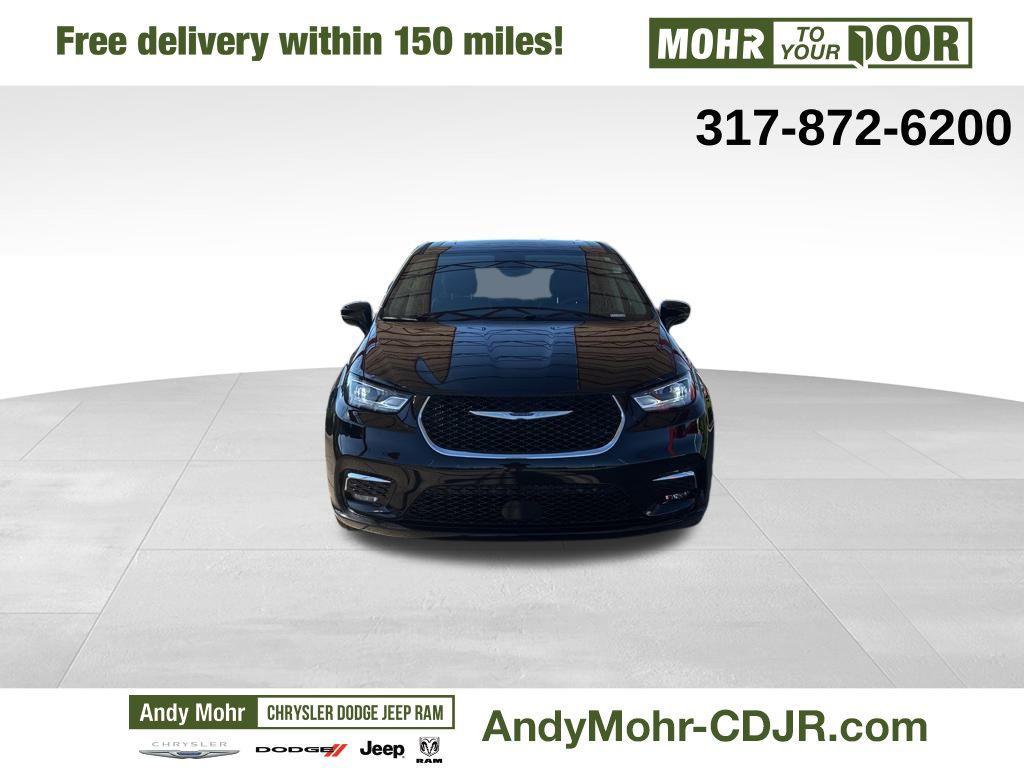 used 2024 Chrysler Pacifica car, priced at $38,200