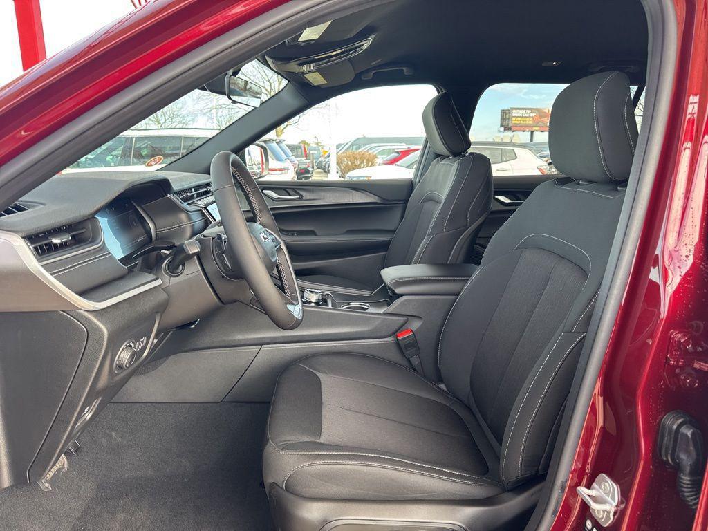 new 2025 Jeep Grand Cherokee L car, priced at $43,338