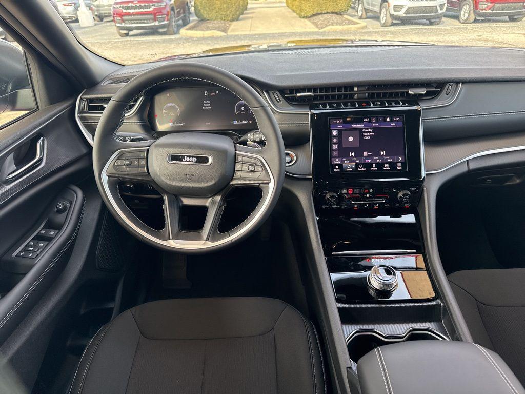 new 2025 Jeep Grand Cherokee L car, priced at $43,338