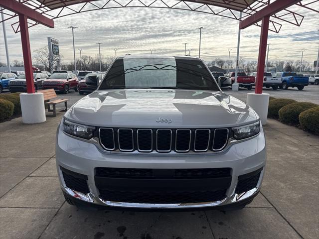 new 2025 Jeep Grand Cherokee L car, priced at $40,195