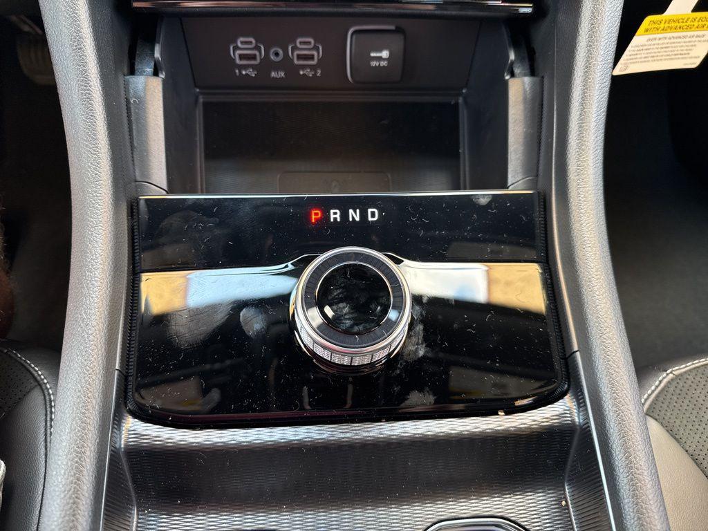 used 2025 Jeep Grand Cherokee car, priced at $39,800