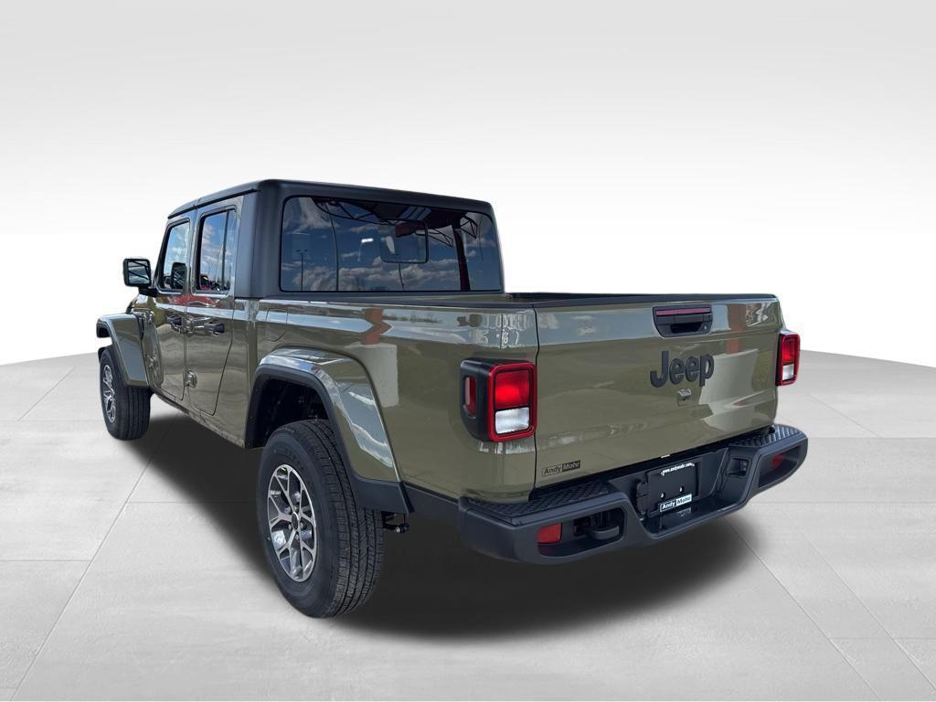 new 2025 Jeep Gladiator car, priced at $47,680