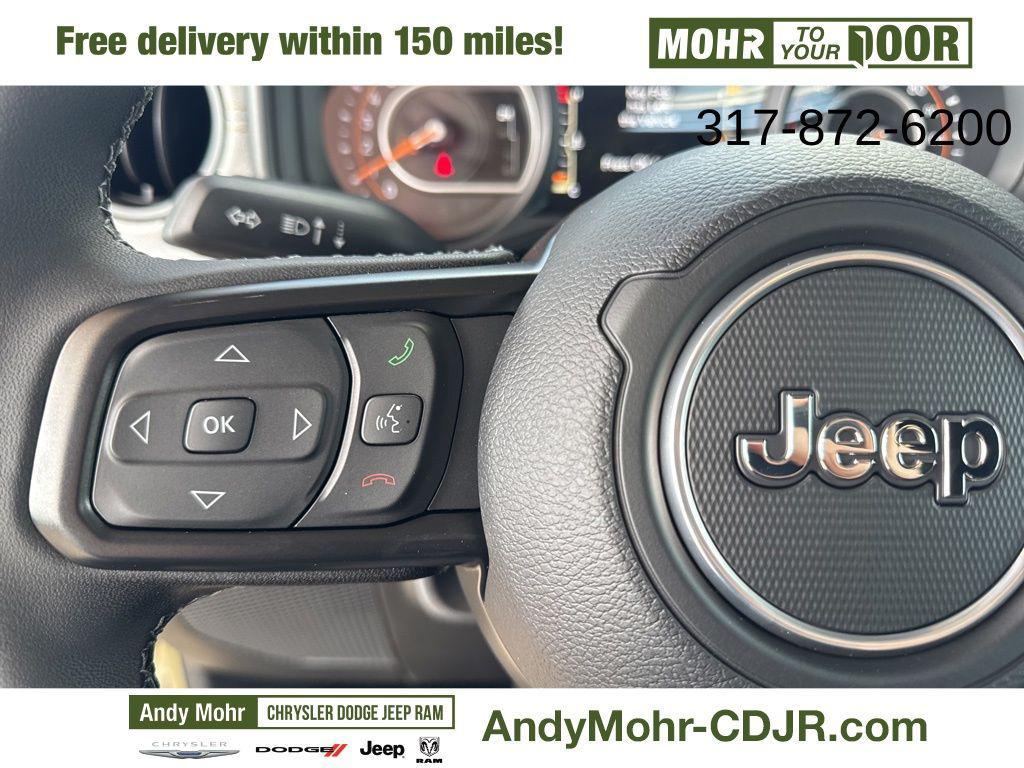 new 2025 Jeep Gladiator car, priced at $47,680