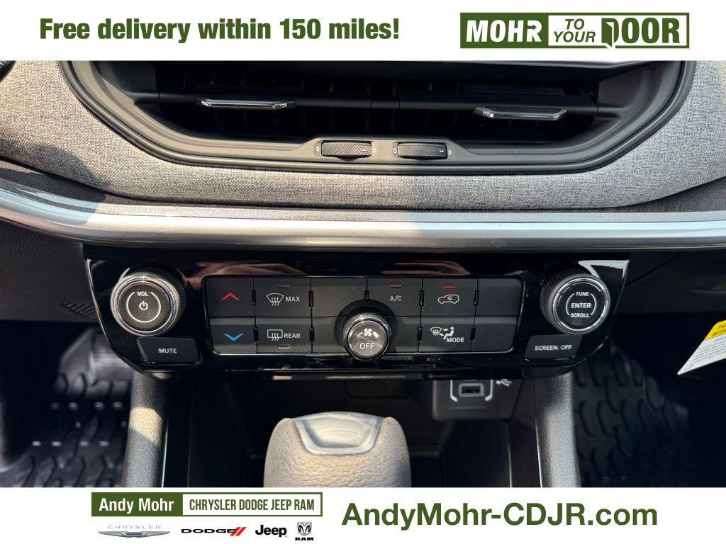 new 2025 Jeep Compass car, priced at $28,585