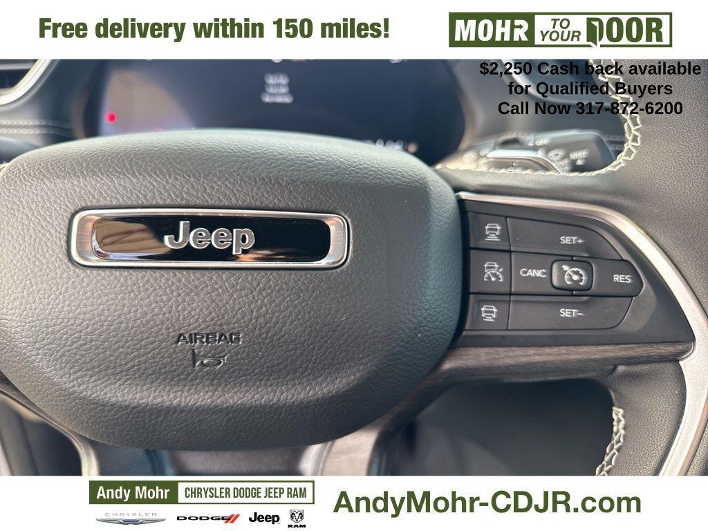new 2025 Jeep Grand Cherokee car, priced at $53,405
