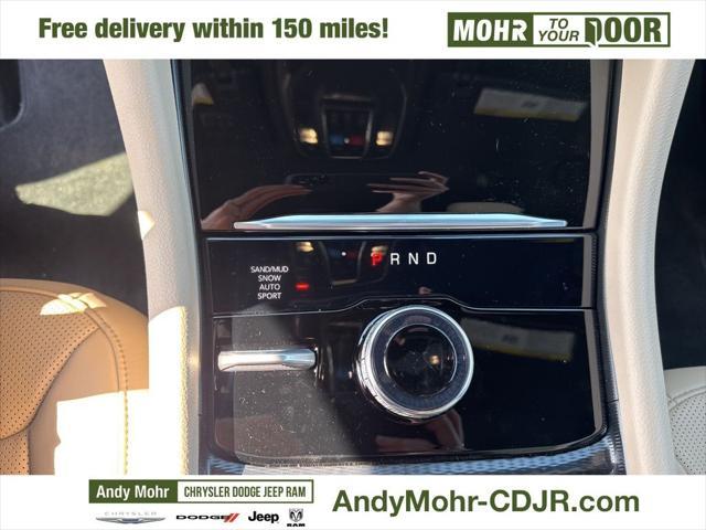new 2025 Jeep Grand Cherokee car, priced at $50,101