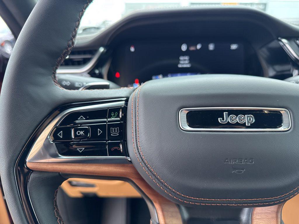 new 2025 Jeep Grand Cherokee L car, priced at $64,681