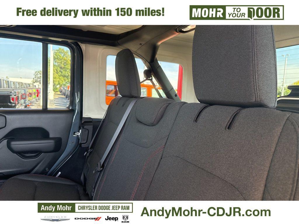 new 2025 Jeep Wrangler car, priced at $57,892
