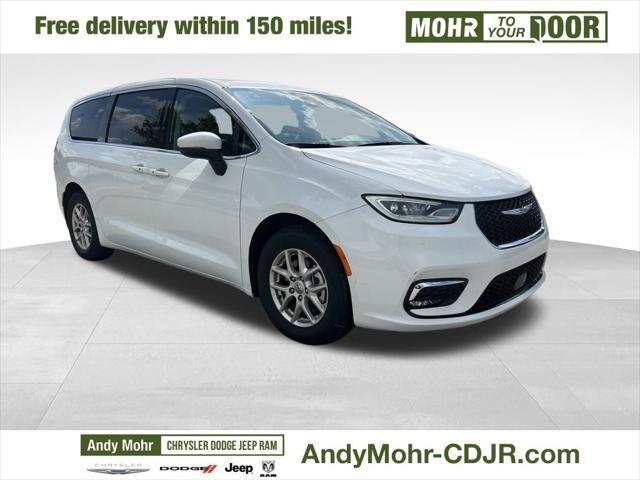 used 2023 Chrysler Pacifica car, priced at $24,200