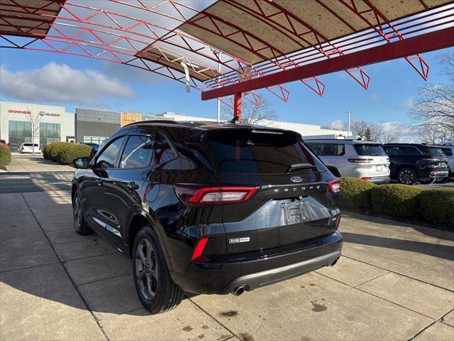 used 2023 Ford Escape car, priced at $25,800