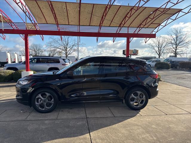 used 2023 Ford Escape car, priced at $25,800