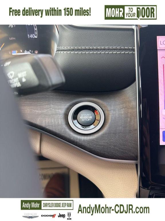new 2025 Jeep Grand Cherokee car, priced at $48,590