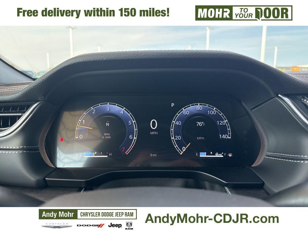 new 2025 Jeep Grand Cherokee car, priced at $48,590